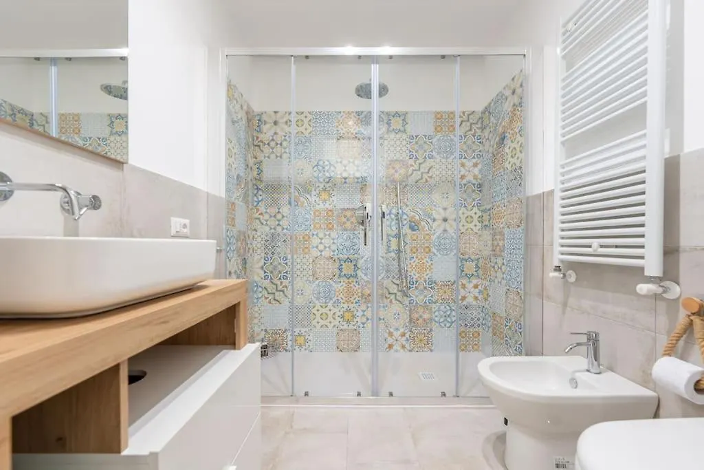 Maison Fiorella Naples Apartment